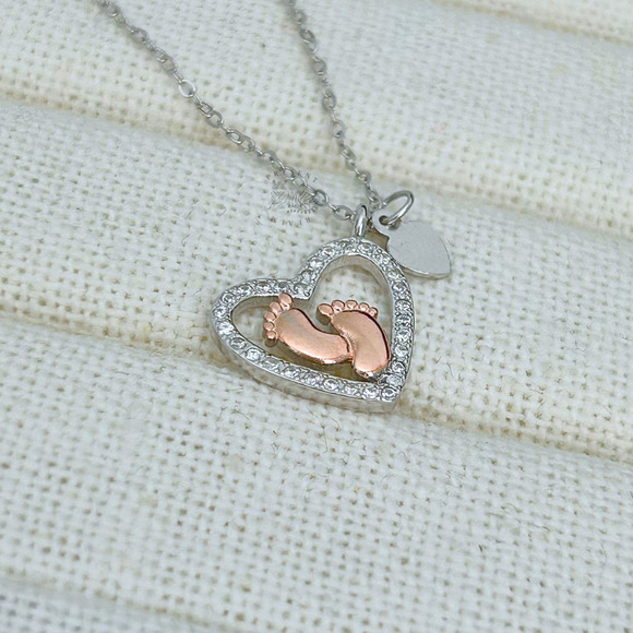 To My Mommy Necklace S925 Silver Baby Feet Pendant Gift for Mom-to-Be - Picture 3 of 6